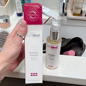 DERMED soothing cleanser NEW